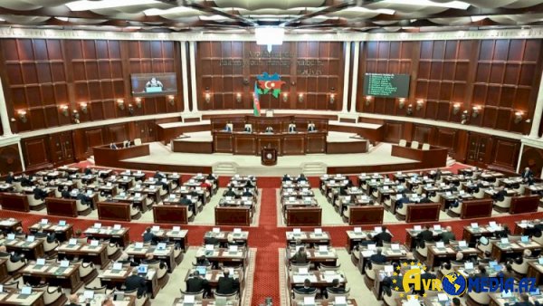 Milli Məclisin növbəti iclası keçirilir