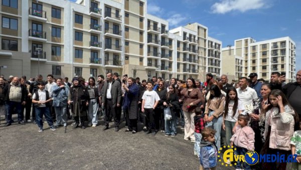 Ağdamda 110 ailəyə mənzillərinin açarları təqdim olundu