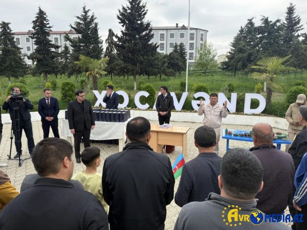 Xocavənd şəhərinə çatan növbəti 39 ailəyə mənzillərin açarları təqdim edilib