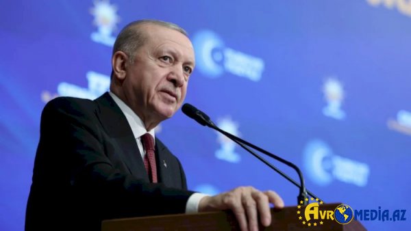 Ərdoğan Bakı ilə danışdı: Makronu Türkiyəyə buraxmadı.