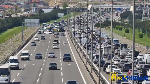 Sürücülərin nəzərinə! Bu gün bu yollar bağlıdır