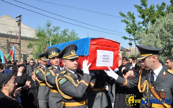 İtkin şəhidimizlə vida mərasimi keçirildi.