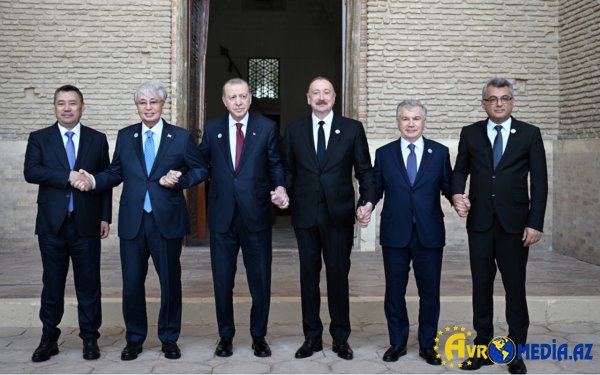 Liderlərin səmimi anları.