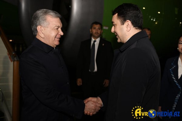 Şavkat Mirziyoyev Azərbaycandadır