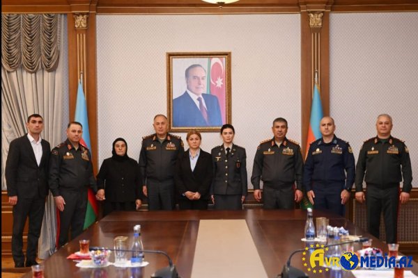 Milli Qəhrəman Pəncəli Teymurovun medalı ailəsinə təqdim olundu