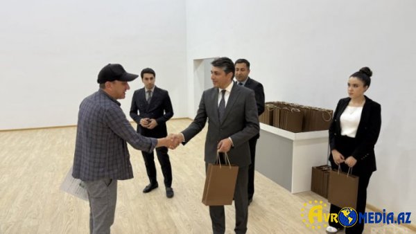 Şükürbəyli kəndində daha 39 ailəyə evlərinin açarları təqdim olundu.