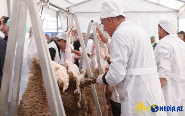 Qurban bayramı günlərində 134 ünvanda satış və kəsim xidmətləri göstərilir.