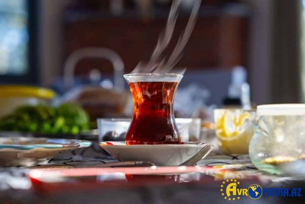 Dünyada əhalisi ən çox çay içən ölkələr açıqlandı