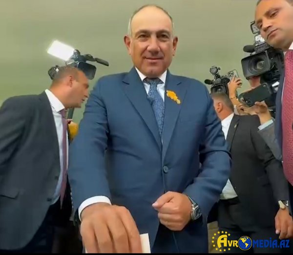 Ermənistanda yeni nəticələr: Paşinyan liderliyini qoruyur, Karapetyan fərqi azaldı