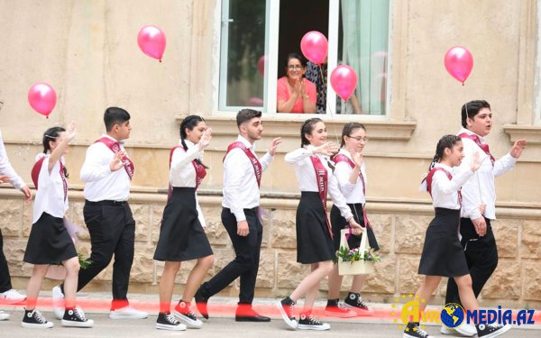 Bakıda 78 nəfər XII sinfi bitirir.