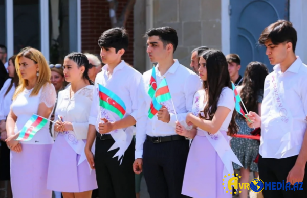 Bu il neçə şagird məzun olur?