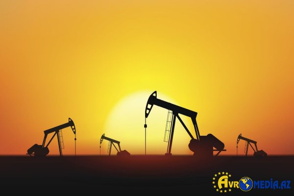 Neftin qiyməti son üç ayda ilk dəfə 84 dollardan aşağı enib