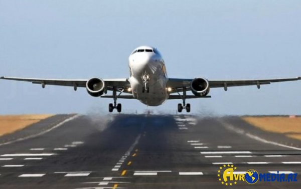 Moskvadan Gəncəyə uçmalı olan təyyarə gecikir