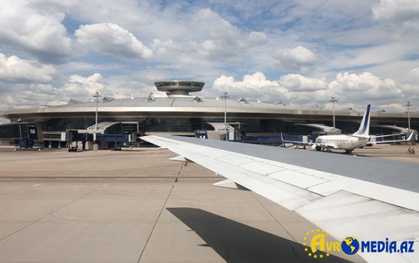 Moskvanın bütün aeroportlarında uçuşlar dayandırıldı