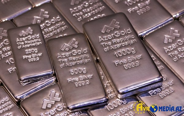 “AzerGold” ilk dəfə yerli bazara gümüş külçələr təqdim etdi