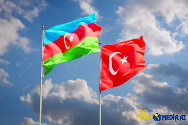Azərbaycan XİN Türkiyəni Demokratiya və Milli Birlik Günü münasibətilə təbrik edib