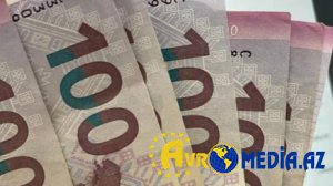 Köhnə 100 manatlıqlar dövriyyədən çıxarılacaq?